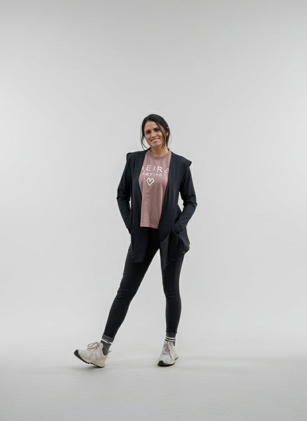 Elevate Your Activewear Game with Our Stylish Zip-Pocket Cardigan