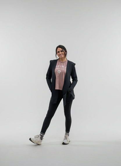 Elevate Your Activewear Game with Our Stylish Zip-Pocket Cardigan